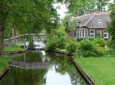 giethoorn dorpsgracht